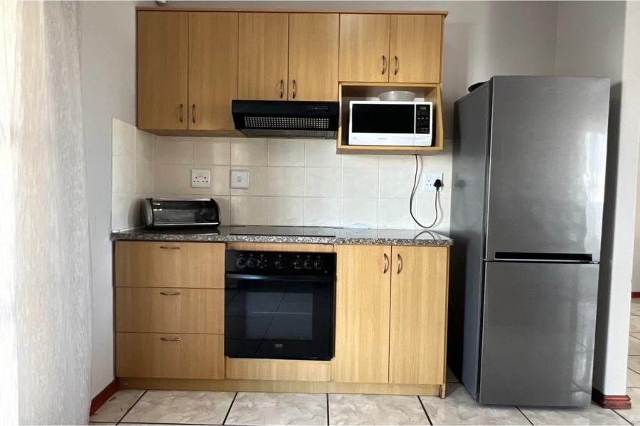 To Let 5 Bedroom Property for Rent in Apollo Ridge Western Cape